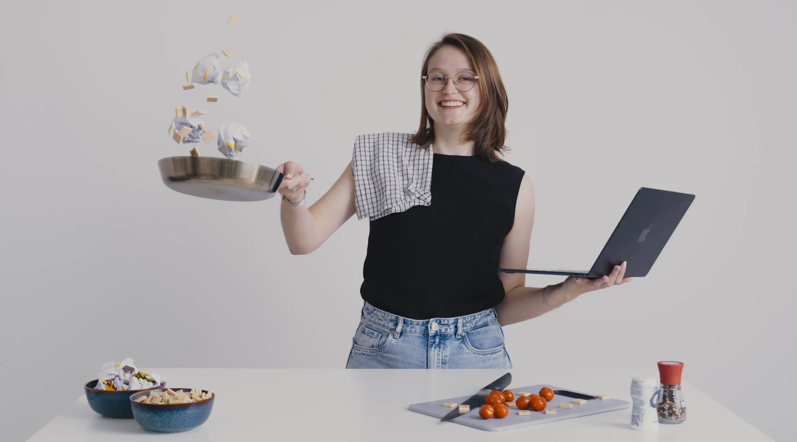 Amy Dicou, Copywriter & online marketeer.