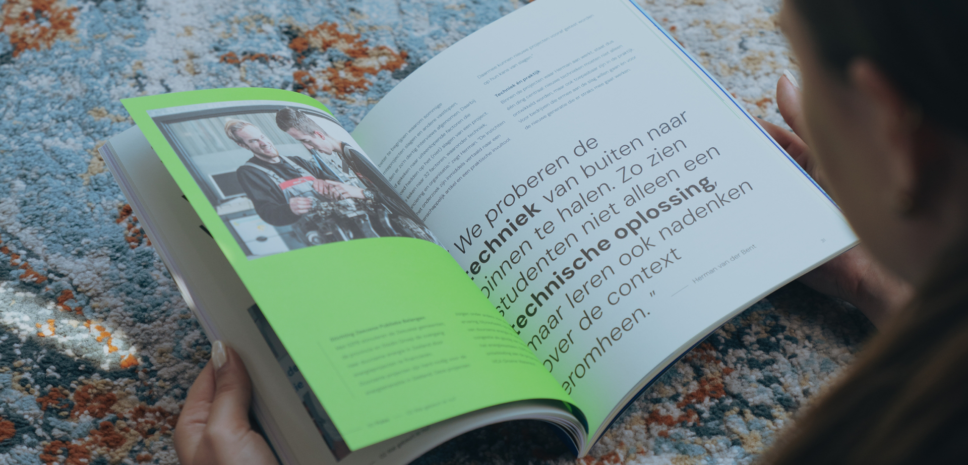 Spread Pulse magazine